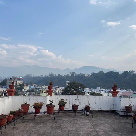 Hotel O Hya'S Homestay Дехрадун Экстерьер фото