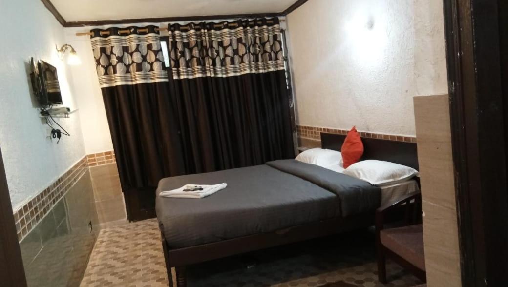 Hotel O Hya'S Homestay Дехрадун Экстерьер фото