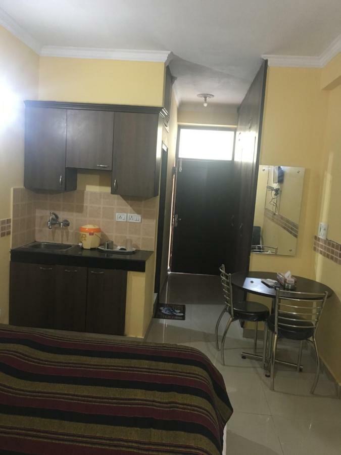 Hotel O Hya'S Homestay Дехрадун Экстерьер фото